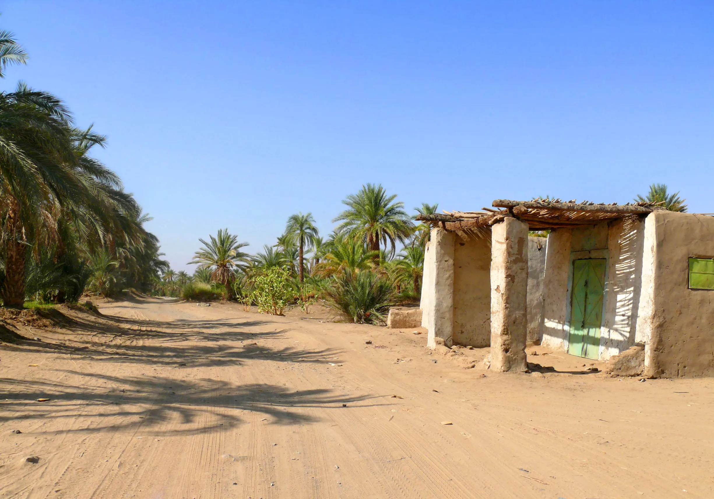 africa small building in the sahara desert africa small building in the sahara desert