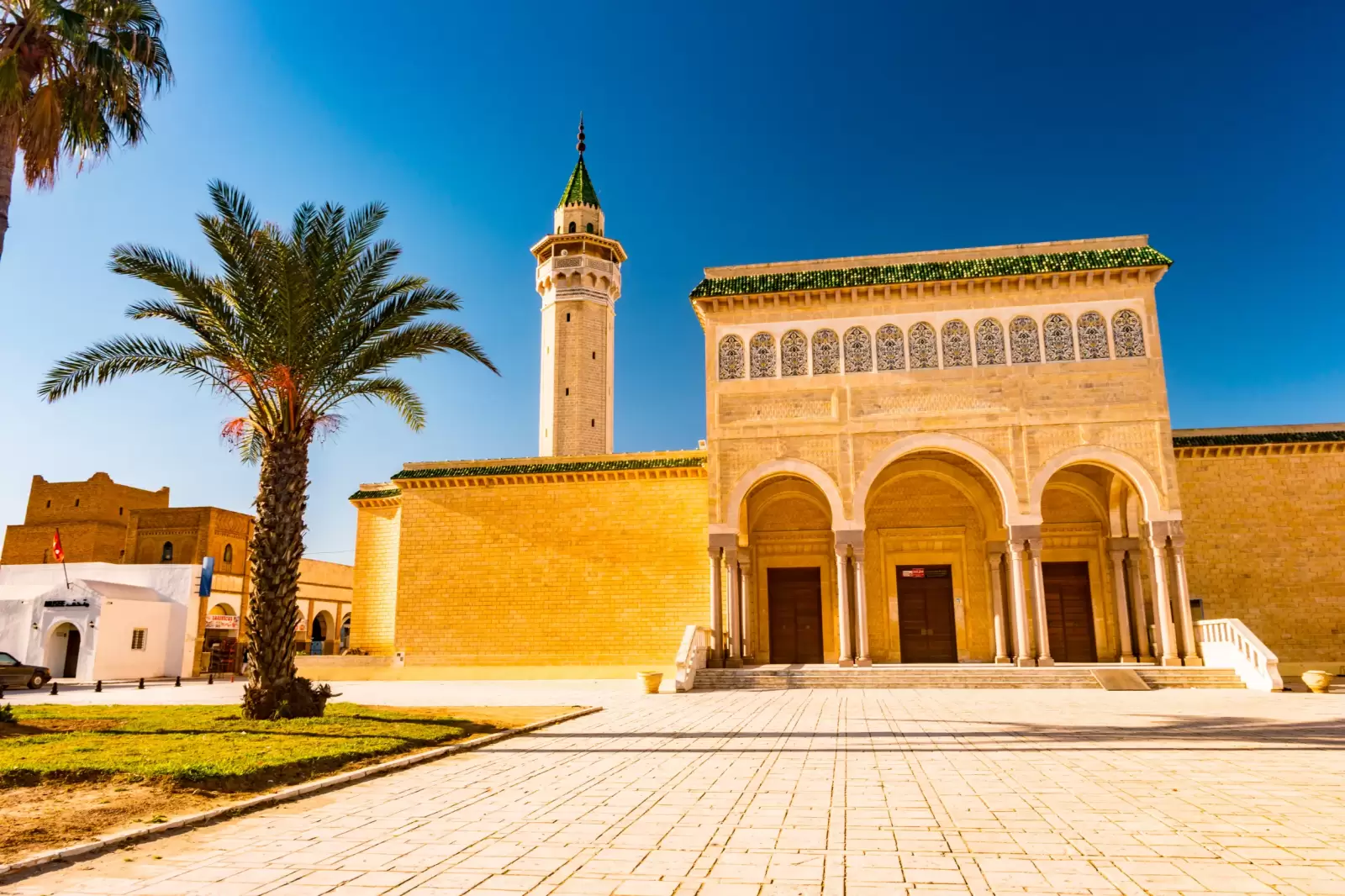 bourguiba mosque in monastir