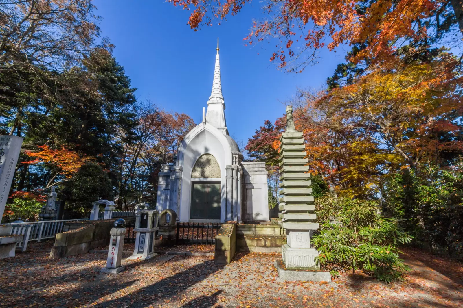 buddhist stupa at mount takao in autumn in tokyo japan buddhist stupa at mount takao in autumn in tokyo japan
