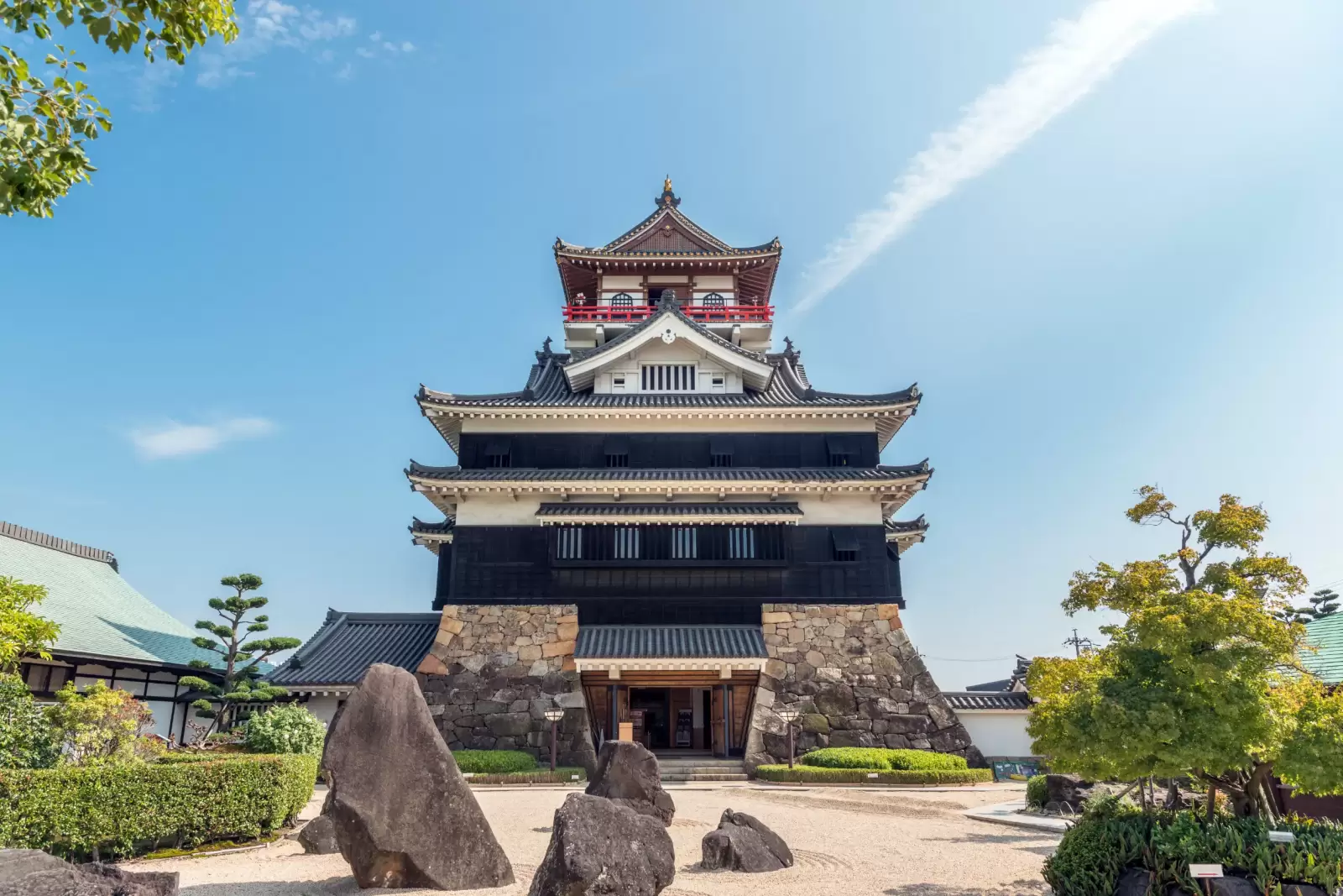 castle tower of the kiyosu castle in aichi japan castle tower of the kiyosu castle in aichi japan