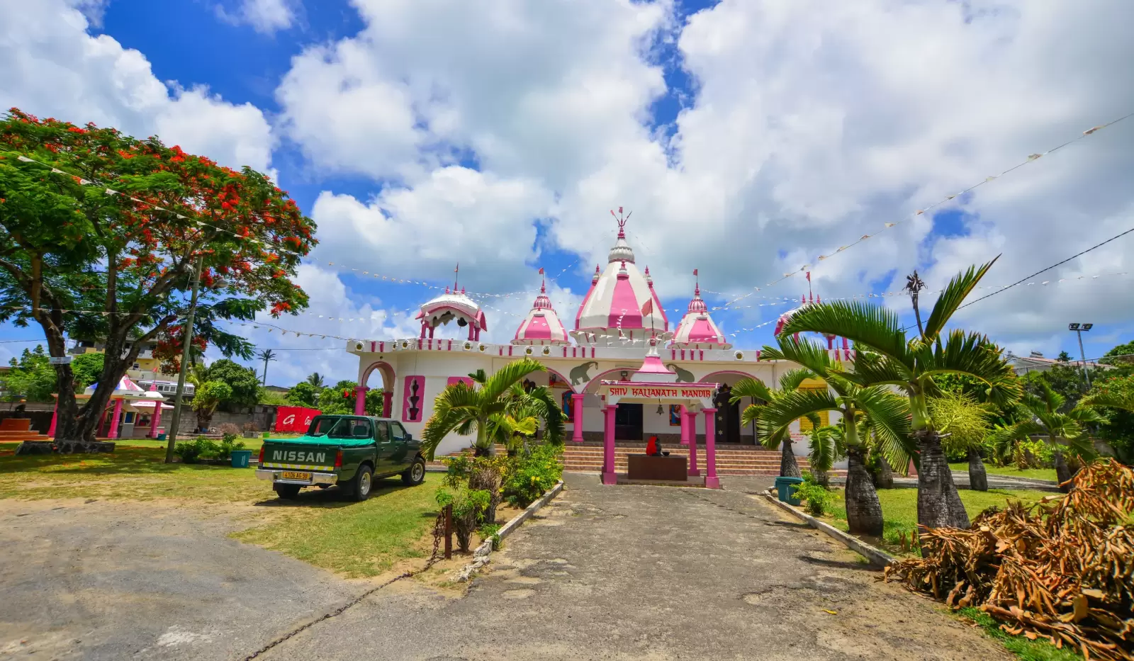 hindu temple with flamboyant tree in port louis mauritius hindu temple with flamboyant tree in port louis mauritius
