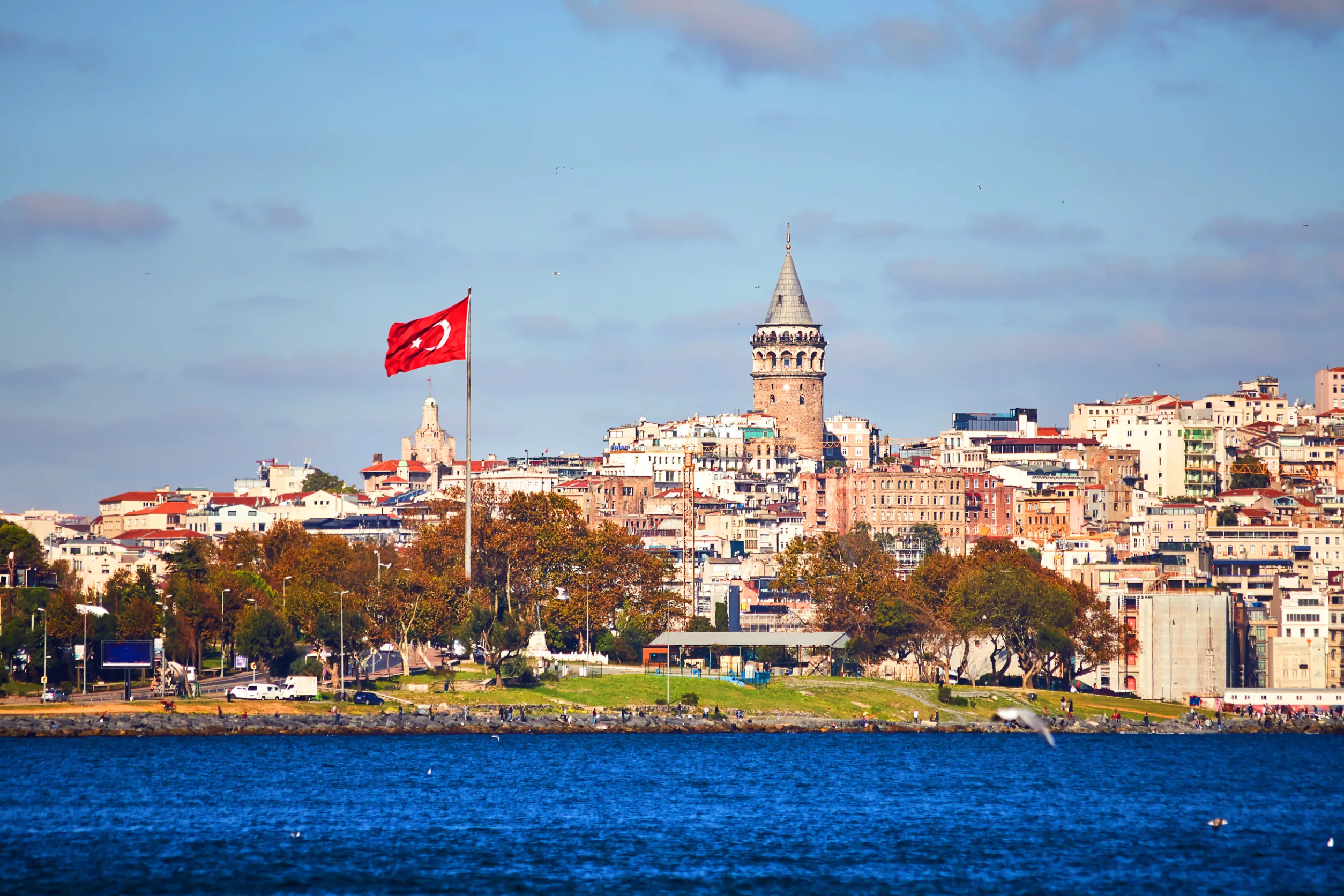 istanbul cityscape in turkey with galata kulesi tower