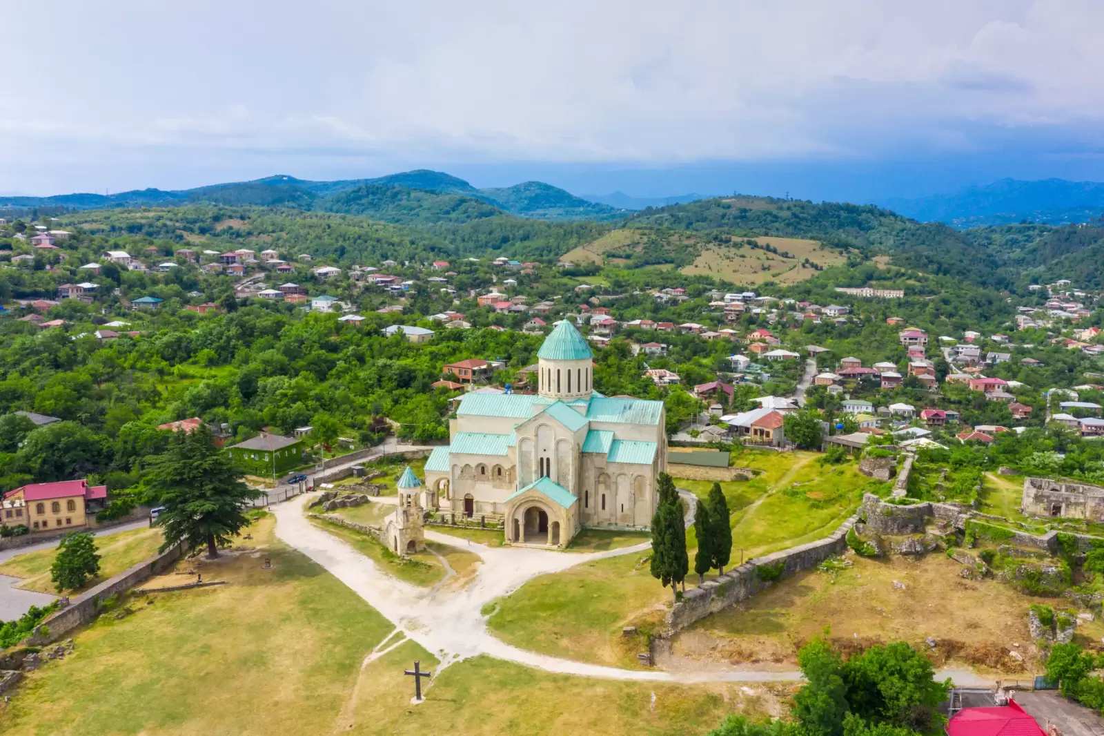 kutaisi georgia bagratis cathedral and river rioni