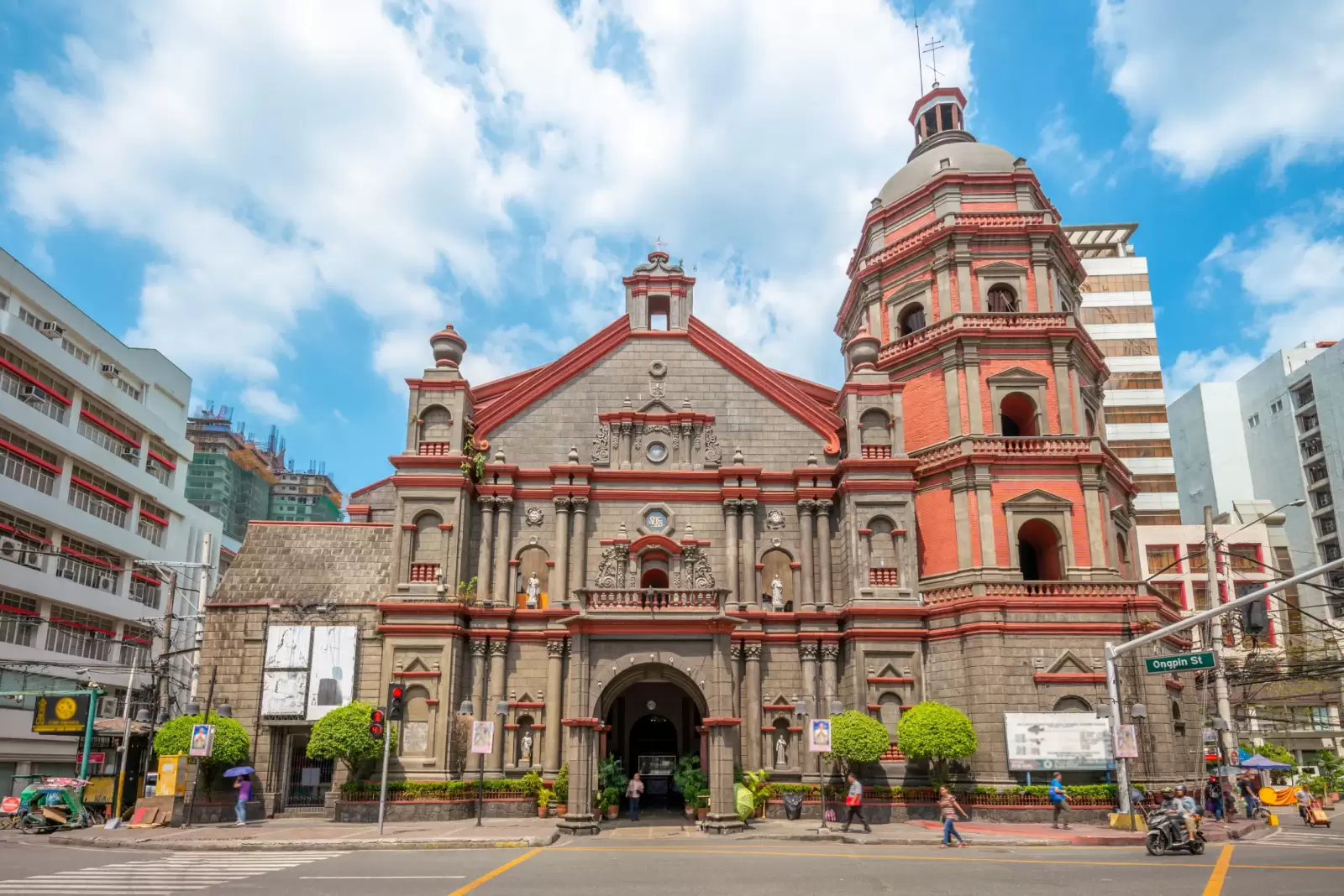 minor basilica of saint lorenzo ruiz in manila minor basilica of saint lorenzo ruiz in manila