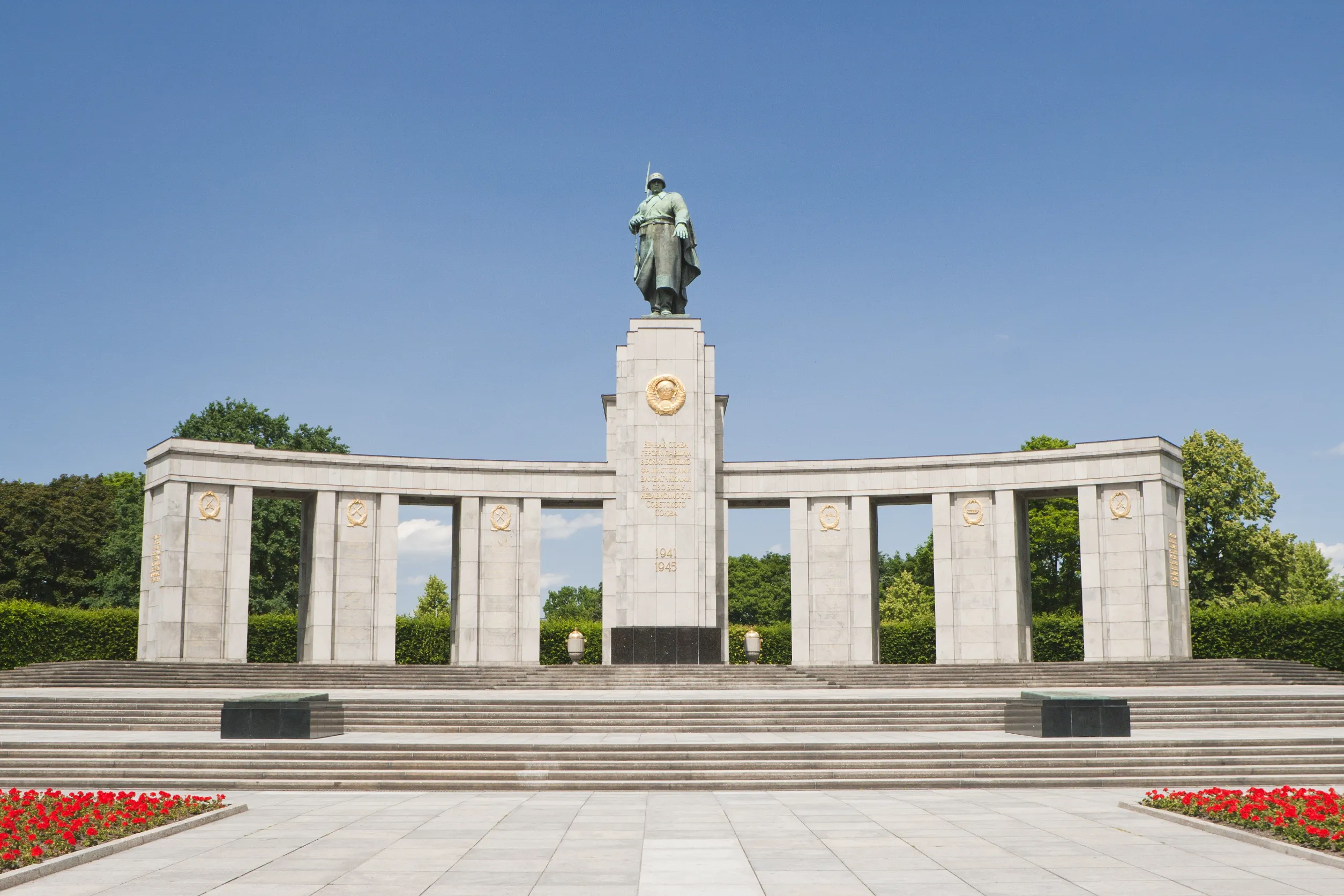 monument of soviet soldiers from berlin monument of soviet soldiers from berlin