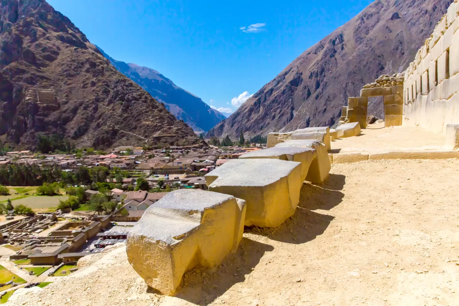 ollantaytambo peru inca ruins and archaeological site in urubamba south america ollantaytambo peru inca ruins and archaeological site in urubamba south america