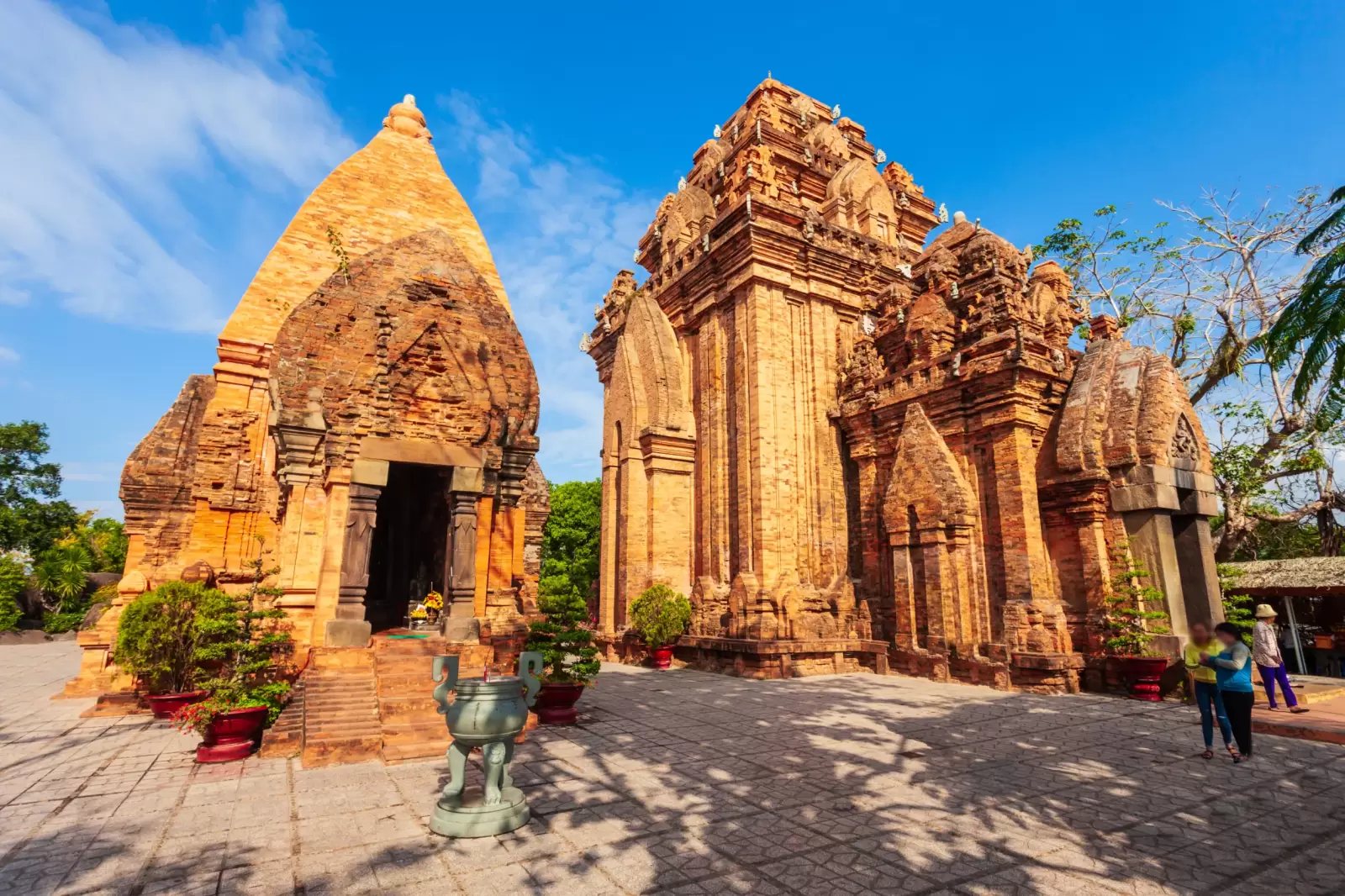 ponagar or thap ba po nagar is a cham temple tower ponagar or thap ba po nagar is a cham temple tower