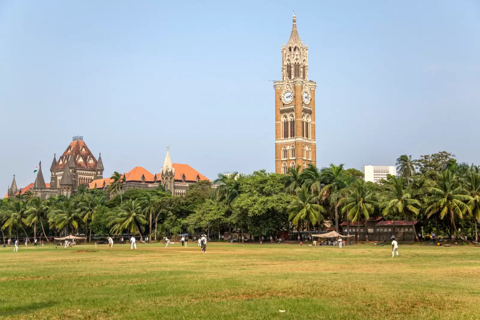 rajabai clock tower in mumbai