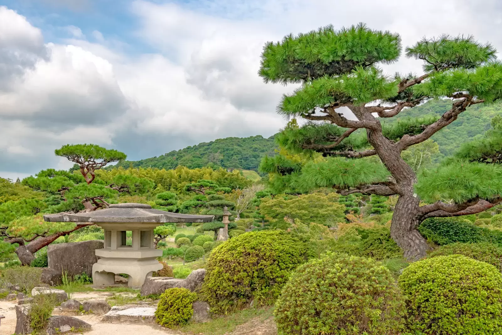 scenery of the mouri shi garden hofu city yamaguchi japan