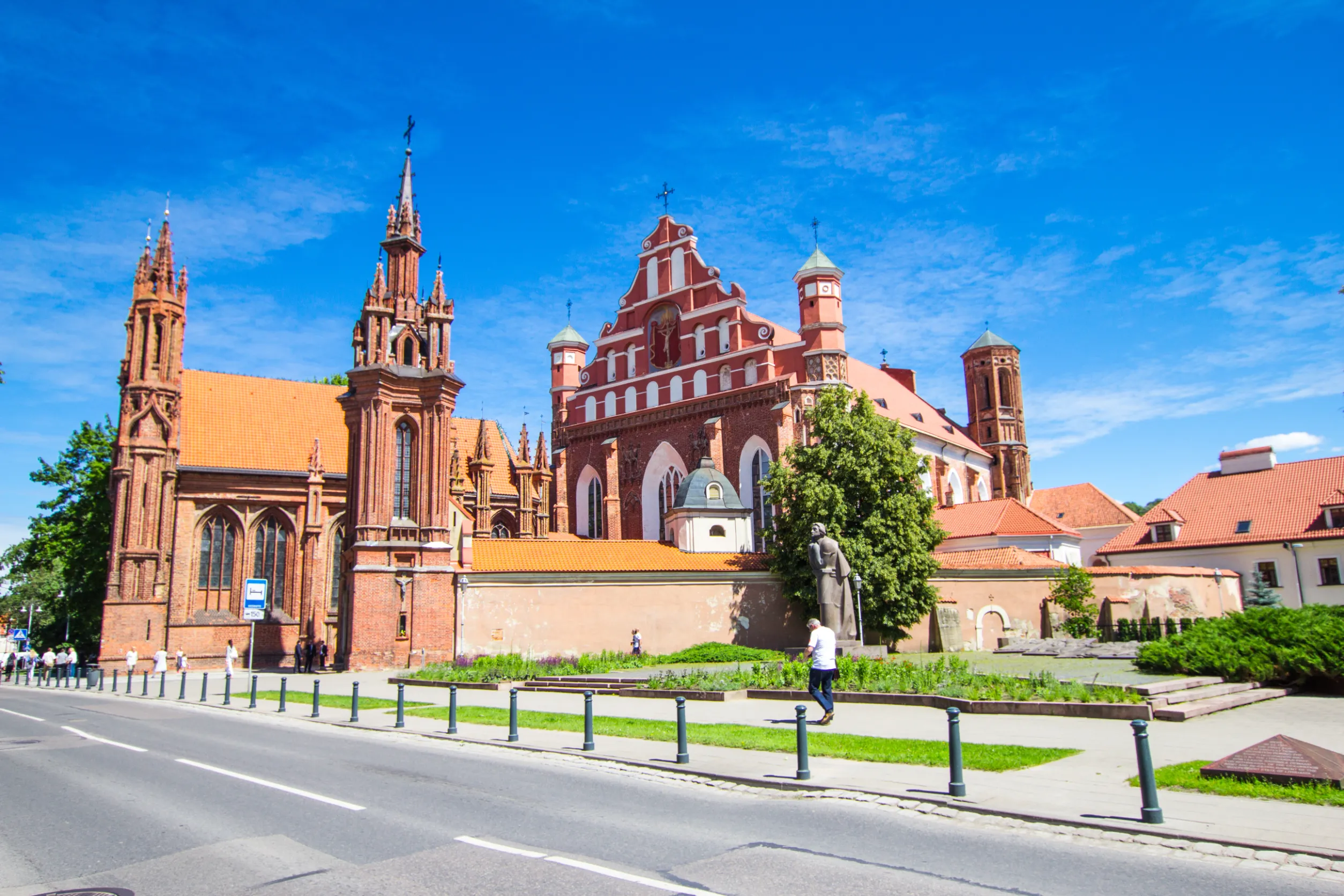 st anne s church and the church of the bernardine monastery in vilnius oldtown st anne s church and the church of the bernardine monastery in vilnius oldtown