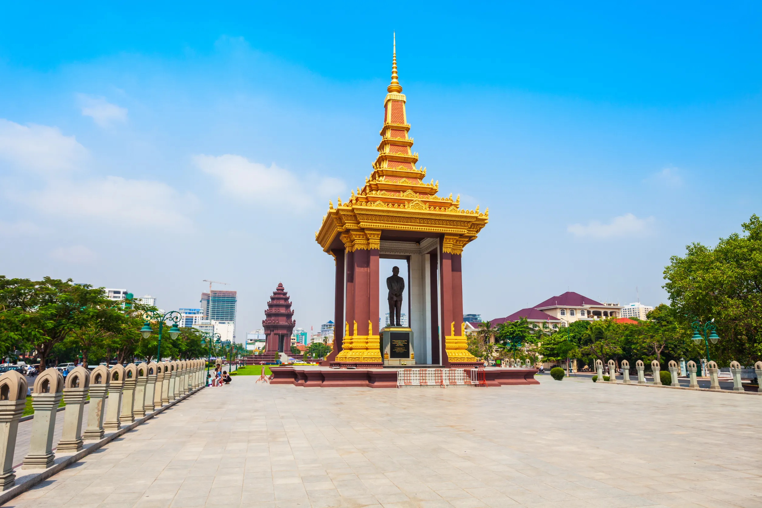 statue of king father norodom sihanouk phnom penh in cambodia statue of king father norodom sihanouk phnom penh in cambodia