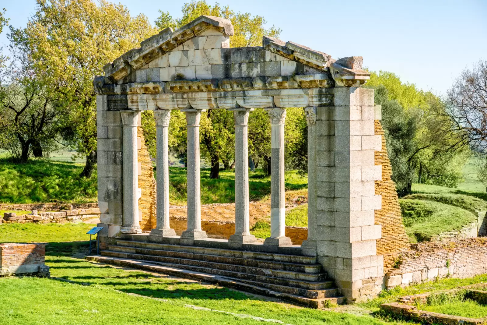 temple ruins ancient apollonia in albania temple ruins ancient apollonia in albania