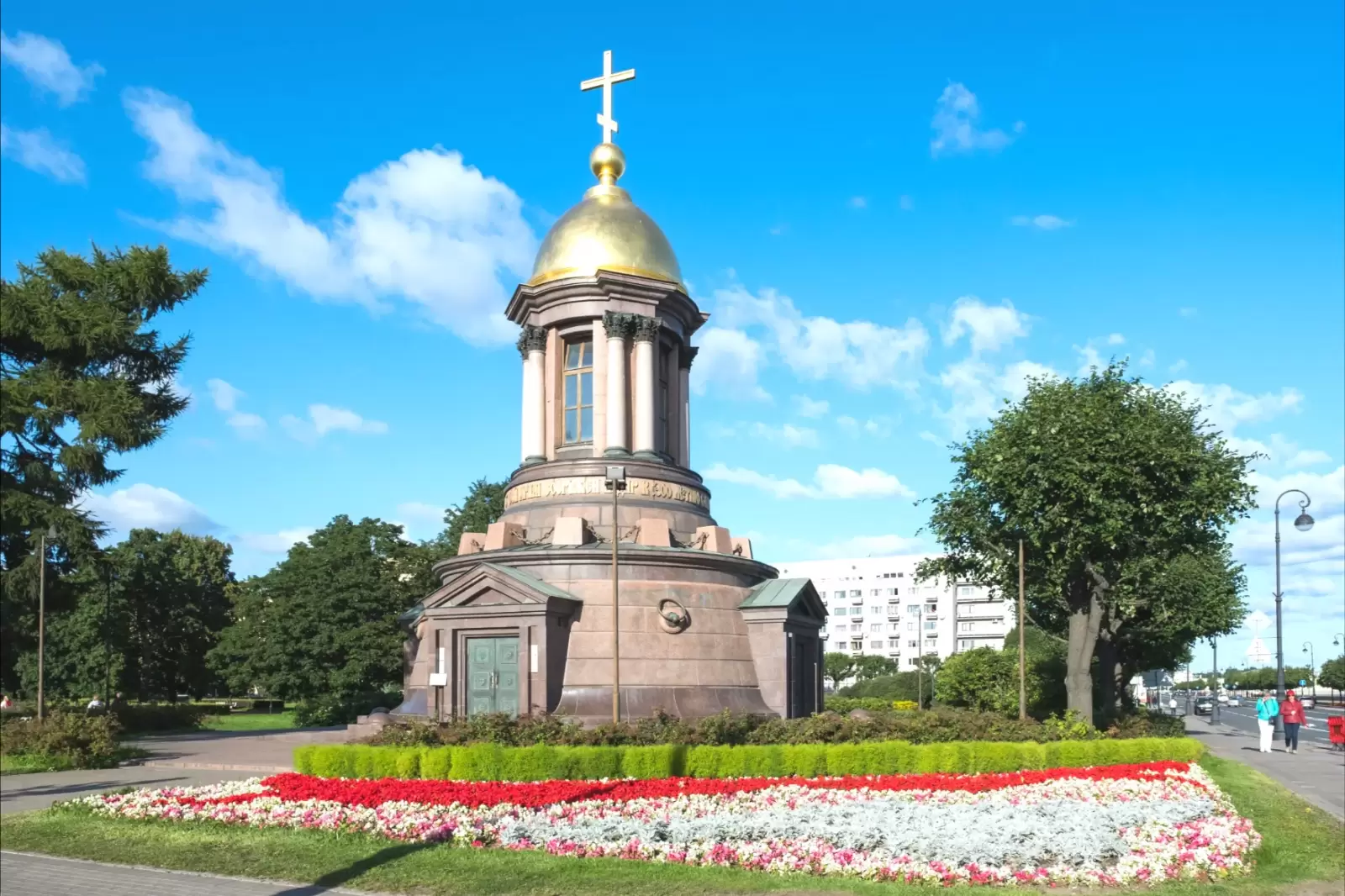 the chapel of the trinity in st. petersburg russia the chapel of the trinity in st. petersburg russia