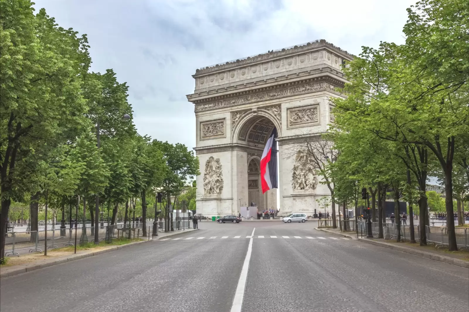 the famous arc de triomphe monument in paris france the famous arc de triomphe monument in paris france