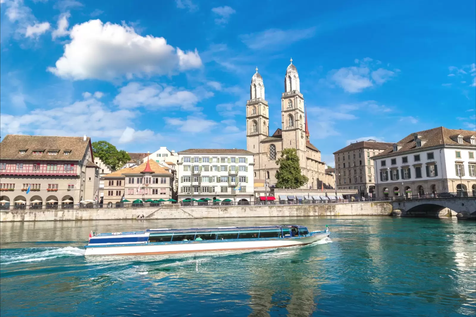 the famous grossmunster church in zurich switzerland the famous grossmunster church in zurich switzerland