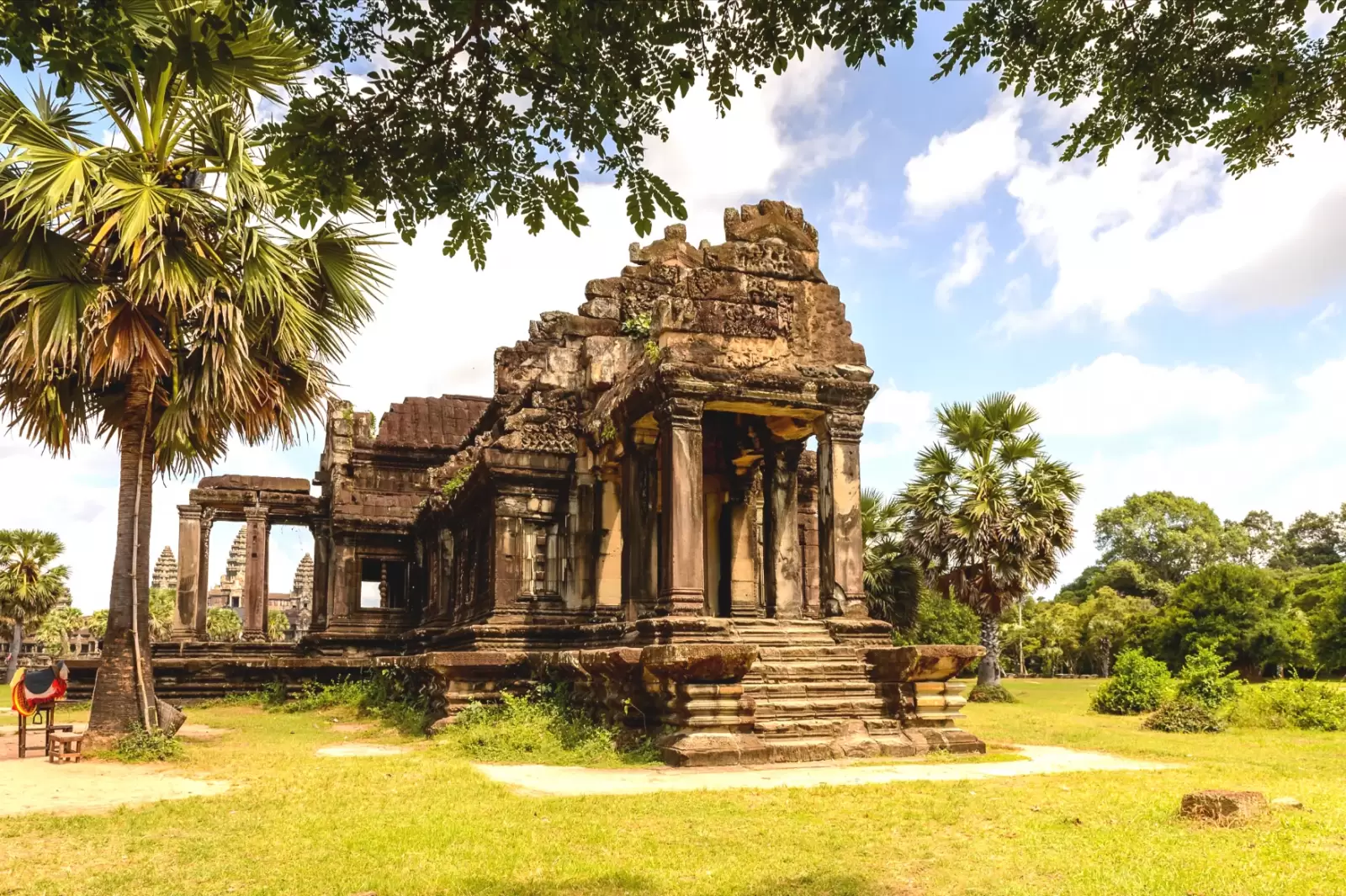 the khmer architecture of the angkor wat territory in cambodia the khmer architecture of the angkor wat territory in cambodia