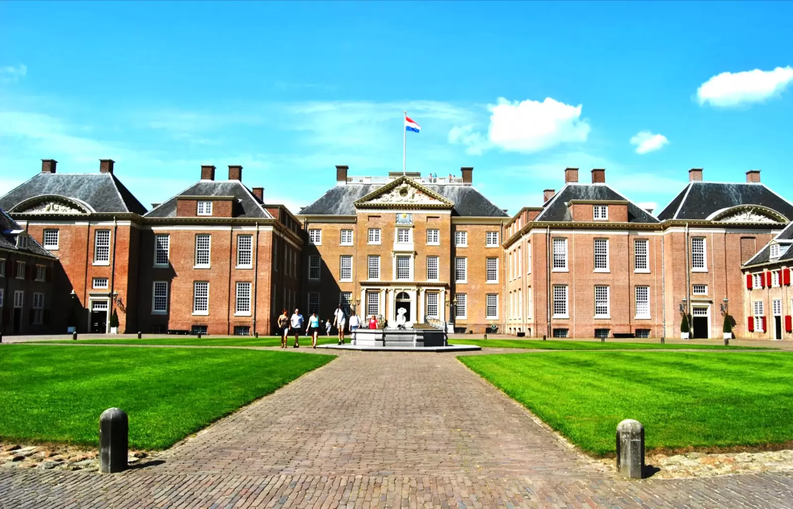 the president house building in apeldorn netherlands the president house building in apeldorn netherlands