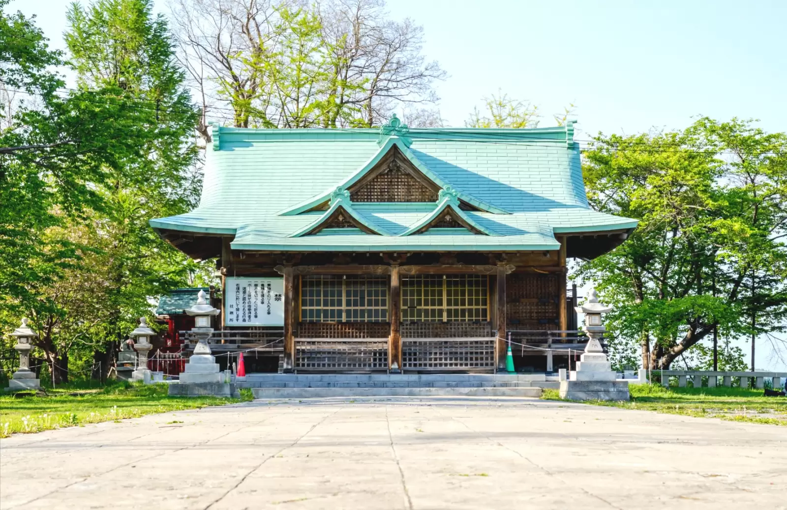the temple of shinto in sapporo japan the temple of shinto in sapporo japan