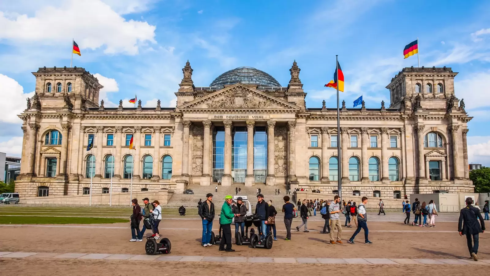 tourists visiting the reichstag german parliament tourists visiting the reichstag german parliament
