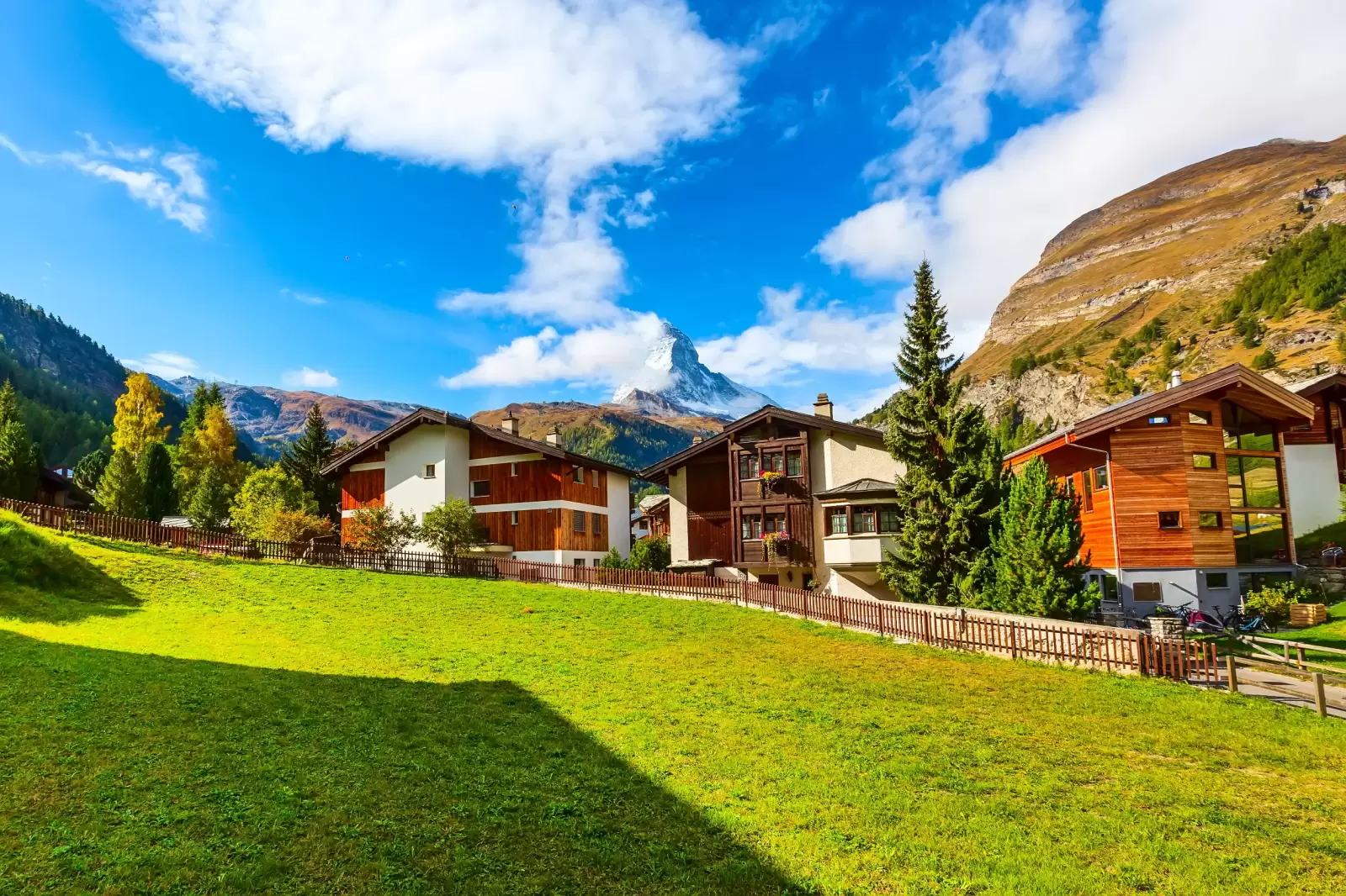 zermatt alpine houses panorama switzerland zermatt alpine houses panorama switzerland